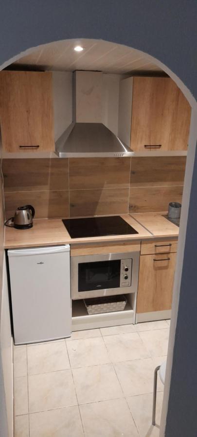 Tres Belle Appartement F1 Bis Perpignan Eksteriør billede