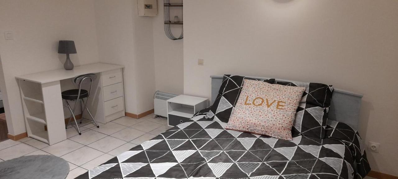 Tres Belle Appartement F1 Bis Perpignan Eksteriør billede